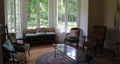 Large renovated 1920s villa