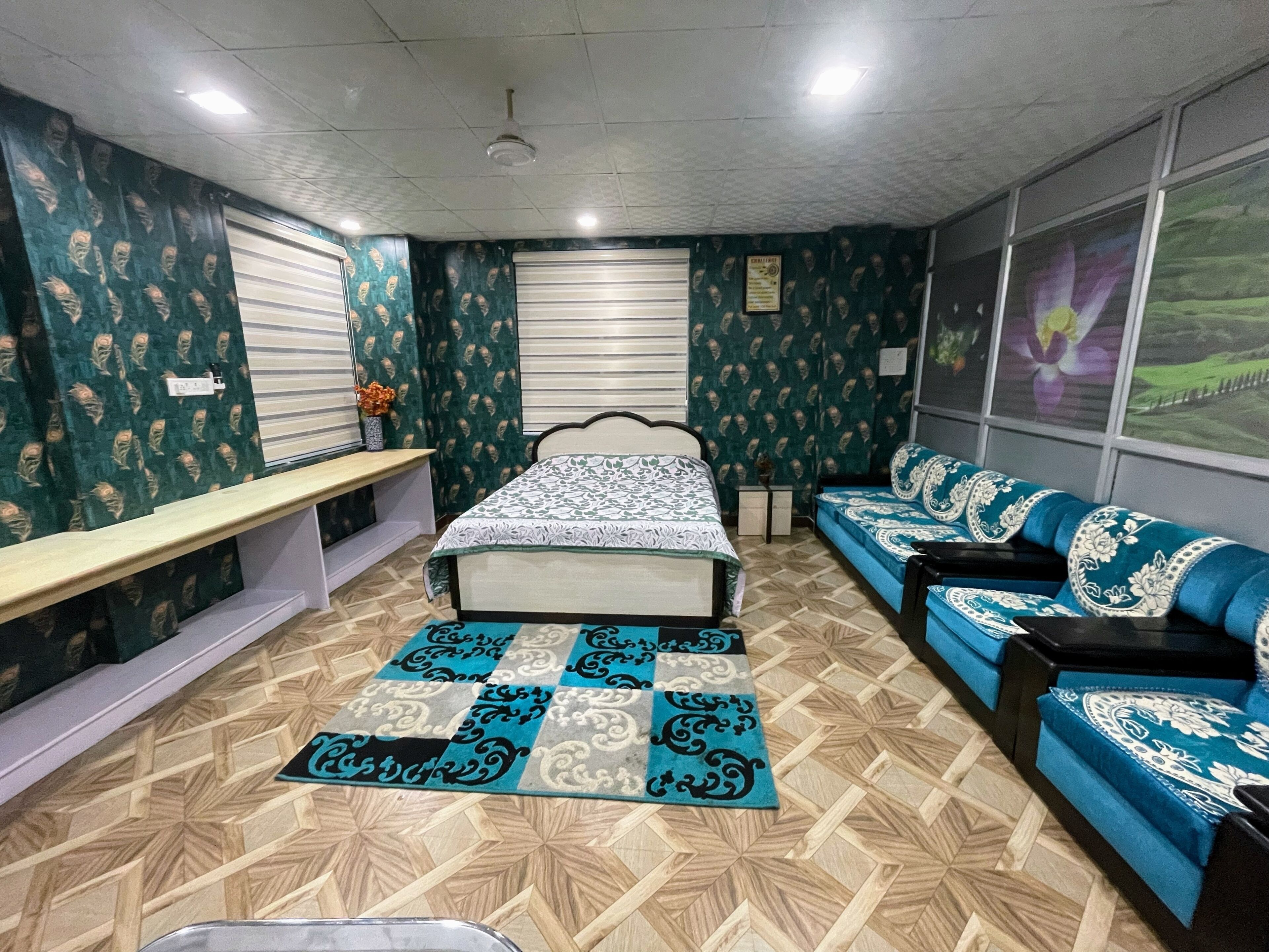 Egyptian cotton sheets, premium bedding, pillowtop beds