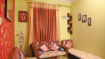 Superior Apartment, 2 Bedrooms, City View | Living area | 32-inch Smart TV with digital channels, TV, Netflix