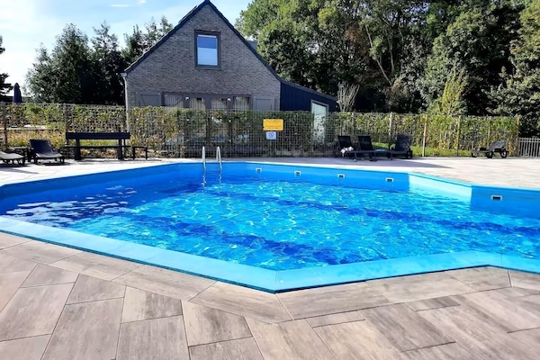 Piscine extérieure, piscine chauffée