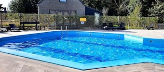 Villa 5, 5km from sea, swimming pool, playground, sauna