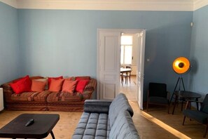 Smart TV, fireplace - Spacious holiday home in Šluknov with private garden (Šluknov)