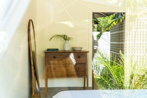 5 chambres, coffres-forts dans les chambres, bureau, Wi-Fi gratuit