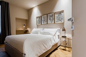 Down duvets, memory-foam beds, soundproofing, iron/ironing board - Ferrini Home - Etnea Heritage (Catania)