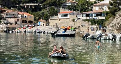 House 3 minutes walk from the beach - Calanque de Niolon (Marseille)