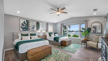 House | 8 bedrooms, iron/ironing board, free WiFi, bed sheets