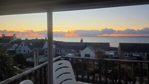 Property grounds - Quiet location ideal to recharge your batteries
Beautifull sunsets (Port William)