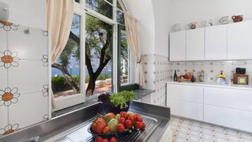 Villa, Smoking | 6 bedrooms, WiFi