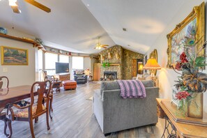 Flat-screen TV, fireplace