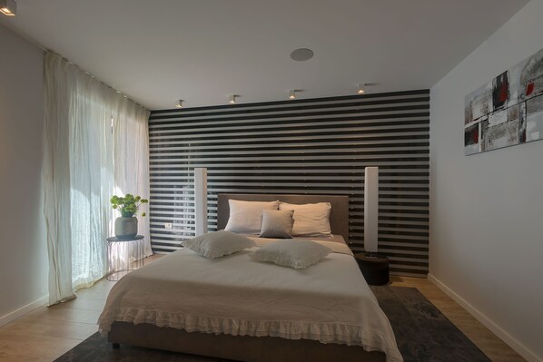 1 bedroom, WiFi, bed sheets, wheelchair access