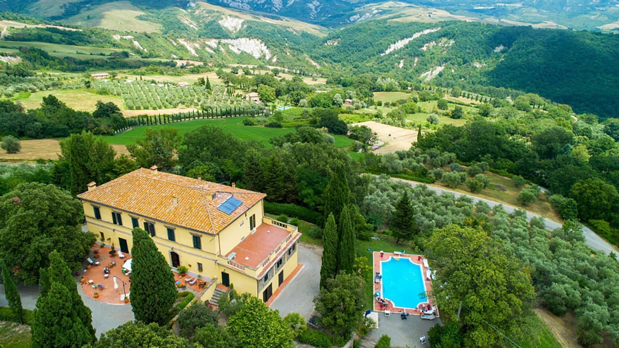 House, Smoking | 14 bedrooms, WiFi