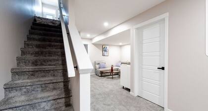 Newly built Cozy 2 bedroom secondary suite in Calgary