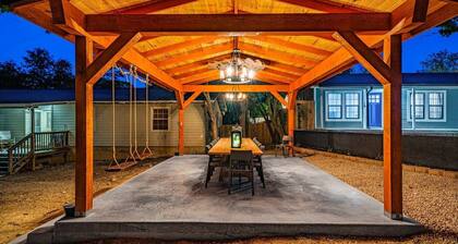 Affordable close to downtown ~ 2bd, 1 bath - dog friendly