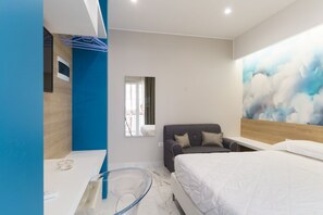 1 dormitorio, tabla de planchar con plancha, wifi