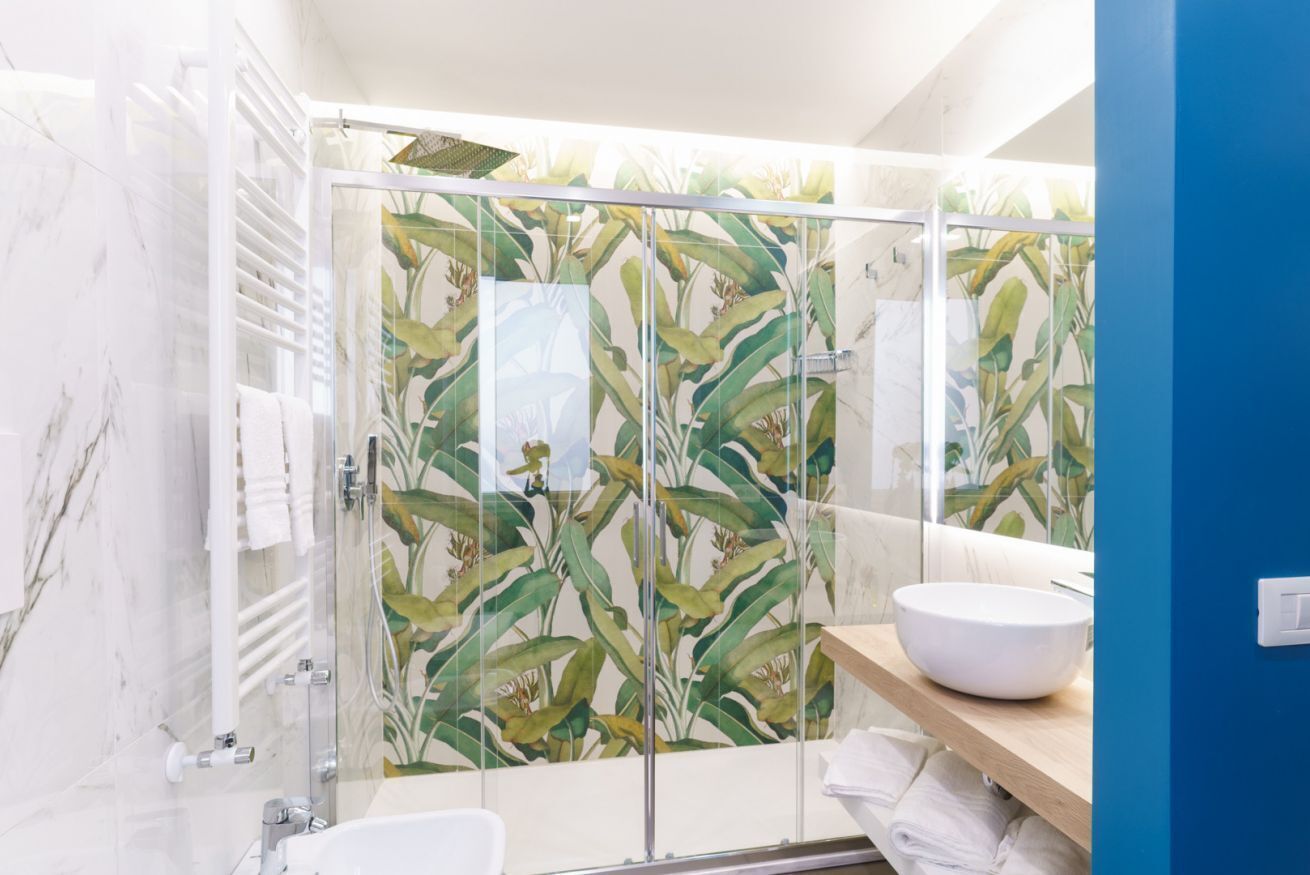 Shower, bidet