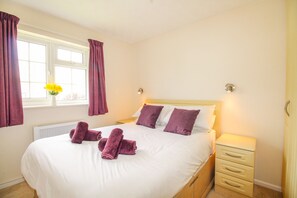 Cottage | 2 bedrooms, individually decorated, individually furnished, free WiFi - West Lulworth Apartment (Wareham)