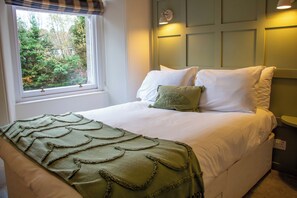 Standard Double Room, 1 Double Bed | Egyptian cotton sheets, premium bedding, individually decorated - Birchwood Pitlochry (Pitlochry)