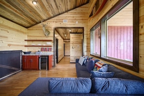 Flat-screen TV, fireplace, printers
