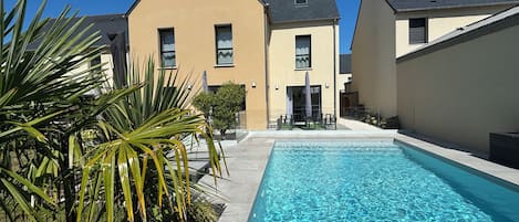 屋外プール、温水プール