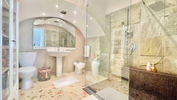 Vila família, 3 quartos, 2 banheiros (Villa Alice) | Banheiro