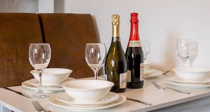 Sterling apartment located at the very central of Wallsend and accessible to all
