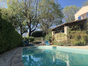 Outdoor pool - Spacious Provencal villa in absolute calm. (Roquefort-les-Pins)