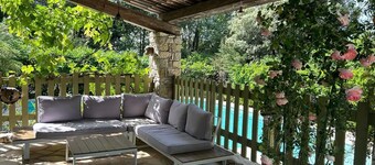 Spacious Provencal villa in absolute calm.