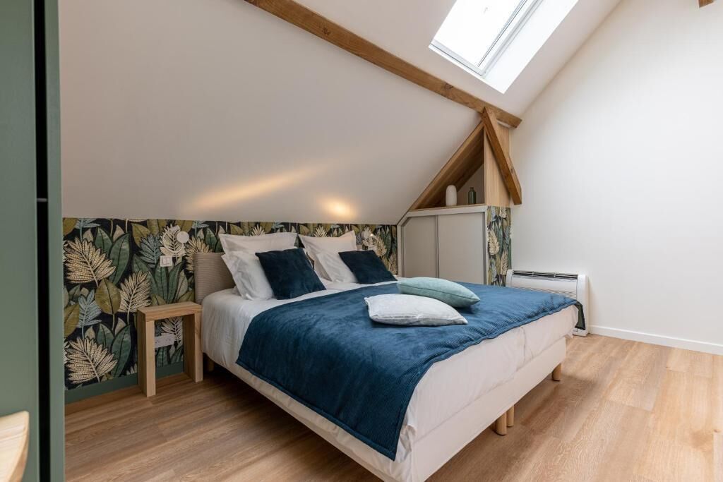 Luxury Suite, Balcony, Garden View | Free WiFi