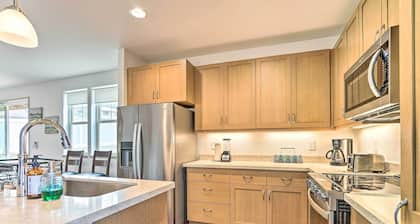 Modern Waianae Home w/ Mountain & Valley View