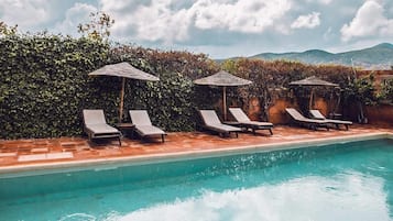 Villa, fumatori | 7 camere, ferro/asse da stiro