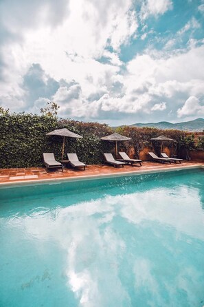 Villa, Smoking | 7 bedrooms, iron/ironing board