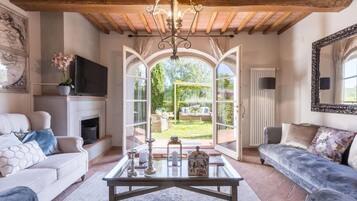 Villa | Interior