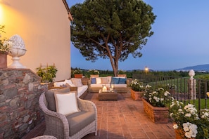 House | 6 bedrooms