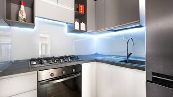 Apartment, Smoking | 3 bedrooms