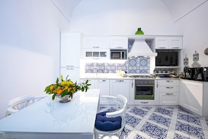 Casa, para fumantes | 2 quartos
