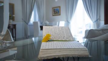 4 bedrooms, iron/ironing board