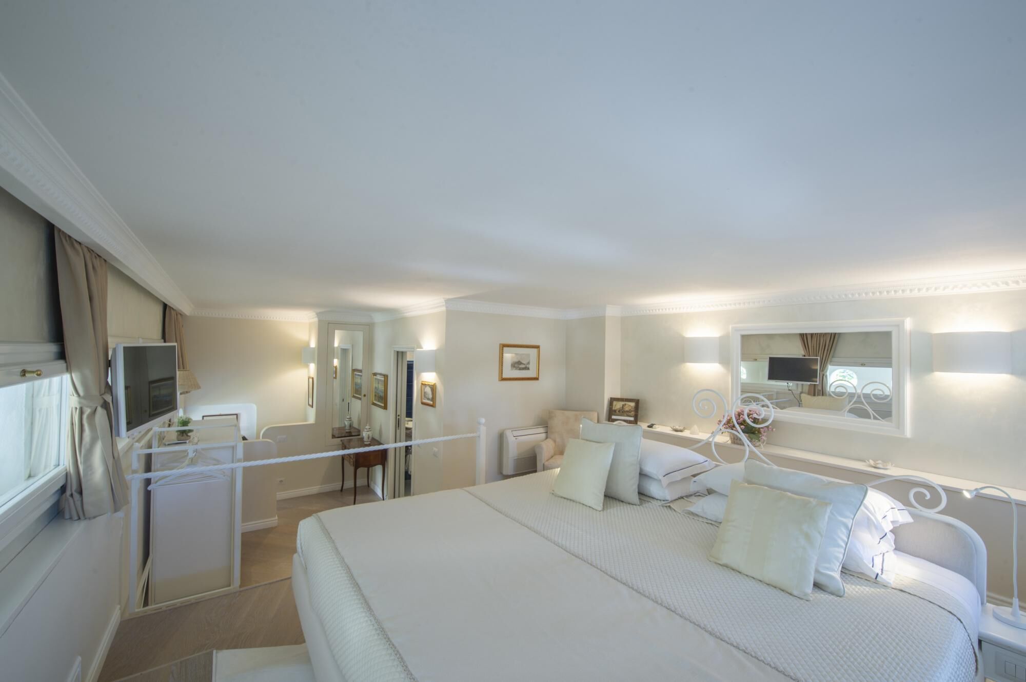 Photo - Amore Rentals - Villa Bellavista