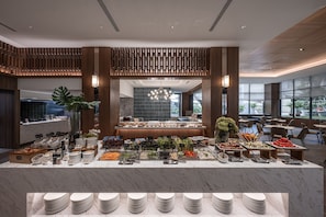 Tägliches kontinentales Frühstück (715 TWD pro Person)