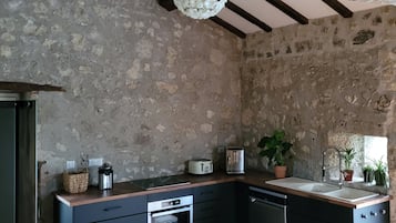 Refrigerador, horno, parrilla de estufa y lavavajillas