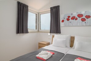 3 bedrooms, Internet