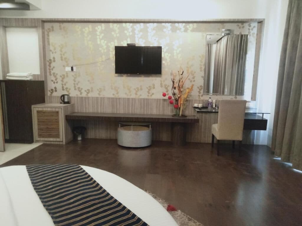 办公桌、隔音、床单