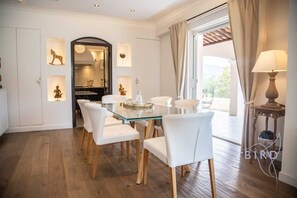 Dining - Belle maison familliale à Peymeinade 10 PAX (Peymeinade)