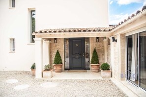 Exterior detail - Belle maison familliale à Peymeinade 10 PAX (Peymeinade)