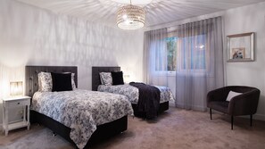 4 bedrooms, Internet, bed sheets