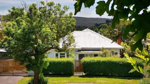Exterior - Naruda Pet Friendly in the heart of Daylesford (Daylesford)
