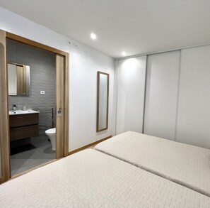 2 sovrum, strykjärn/strykbräda, gratis wi-fi och sängkläder