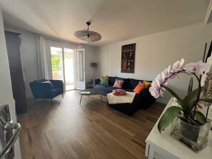 TV, DVD player, books, music library - Ty Nevez (Clohars-Fouesnant)