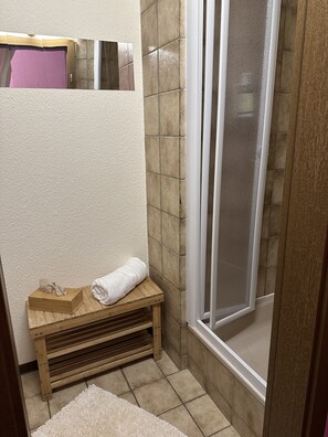 Habitación empresarial individual, baño privado (1 Person) | Baño