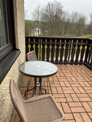 Svit Business - privat badrum | Balkongutsikt