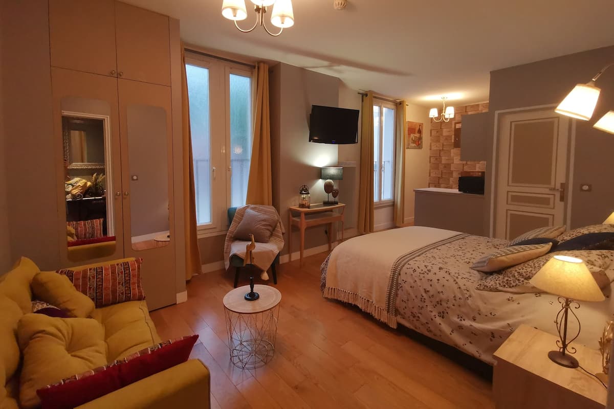 Appartement Deluxe | 1 chambre, décoration personnalisée, ameublement personnalisé, bureau